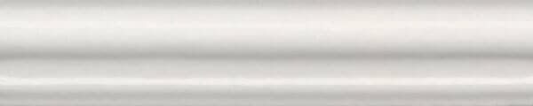 Бордюры Kerama Marazzi Тортона Бордюр Багет Белый BLD046, цвет белый, поверхность матовая, прямоугольник, 30x150