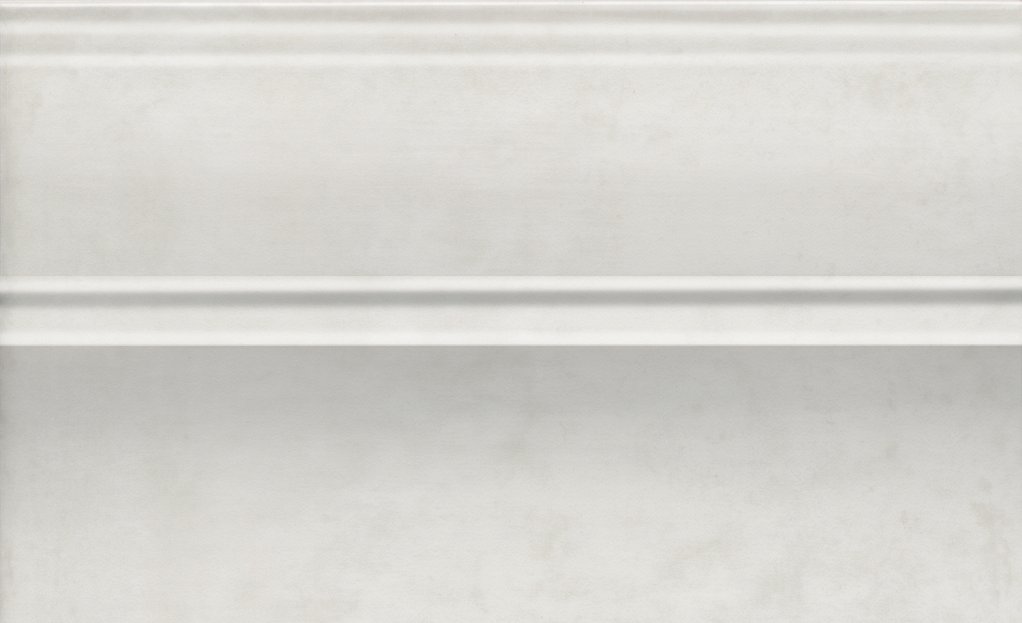 Бордюры Kerama Marazzi Плинтус Левада серый светлый глянцевый FMB026, цвет серый, поверхность глянцевая, прямоугольник, 150x250
