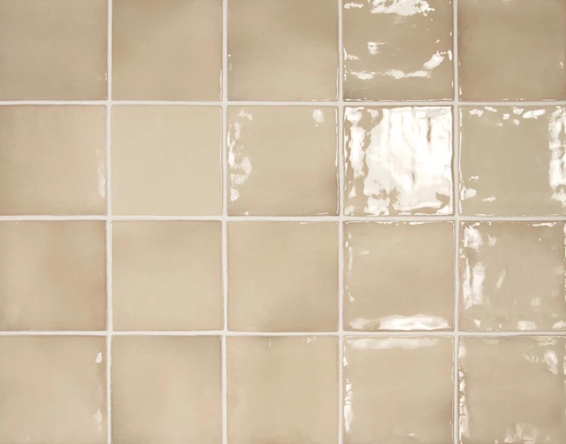 Керамическая плитка Equipe Manacor Beige Argile 26913, цвет бежевый, поверхность глянцевая, квадрат, 100x100