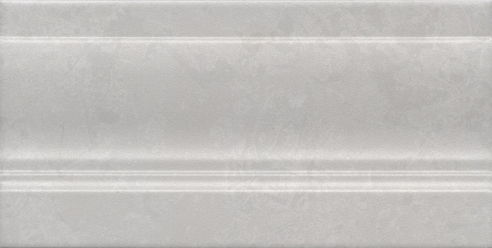 Бордюры Kerama Marazzi Ферони плинтус серый светлый матовый FMD040, цвет серый, поверхность матовая, прямоугольник, 100x200