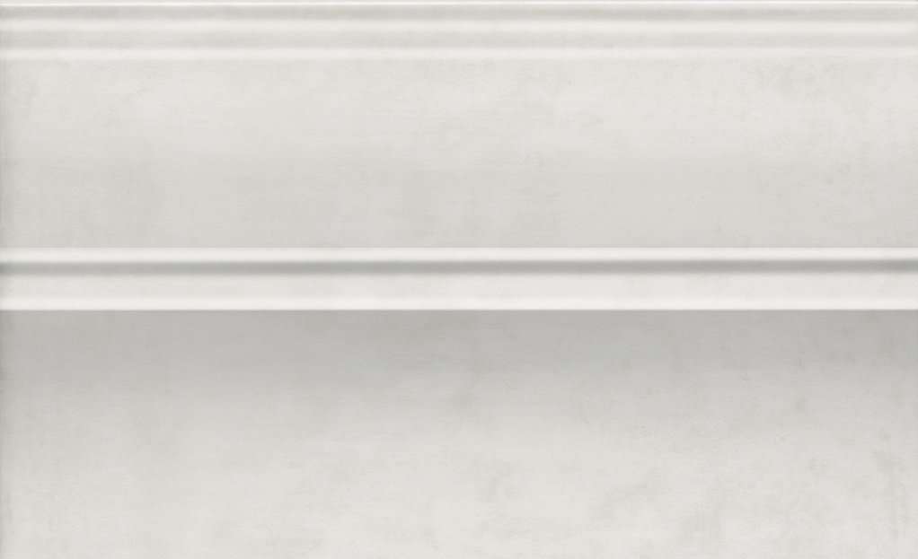 Бордюры Kerama Marazzi Плинтус Левада серый светлый глянцевый FMB026, цвет серый, поверхность глянцевая, прямоугольник, 150x250