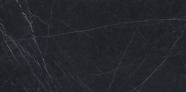 Широкоформатный керамогранит Ariostea Ultra Marmi Nero Marquinia Lucidato Shiny UM6L300547, цвет чёрный, поверхность полированная, прямоугольник, 1500x3000